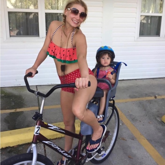 Meet your Posher, Carrie - Picture 2 of 8